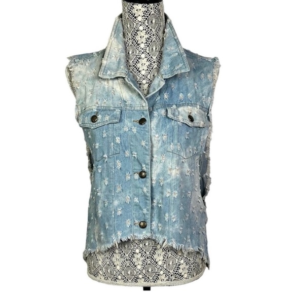 Very J distressed high low denim vest - Size: Large - Picture 1 of 16